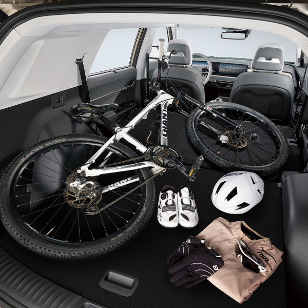 703 literes luggage capacity